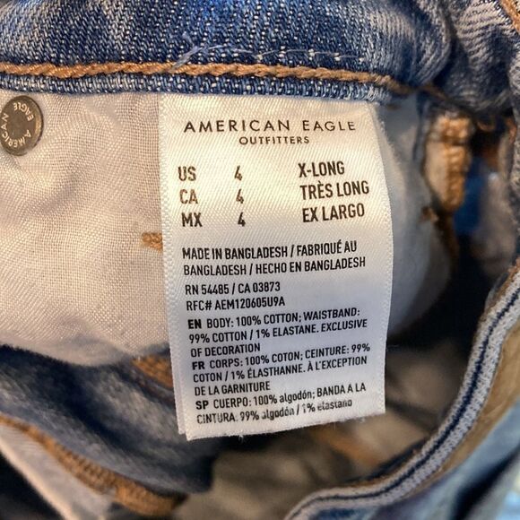 American Eagle Mom Ripped Strait Leg Jean distressed Cotton Light-wash High-rise - Picture 8 of 13